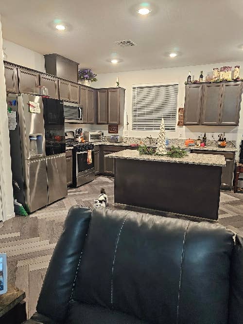 Room for rent in NLV, nice area