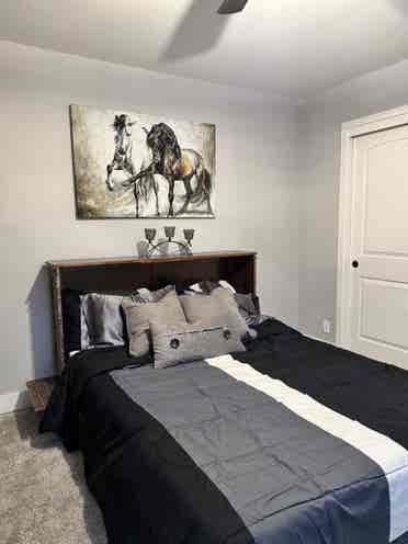 Private Room in Charming Home