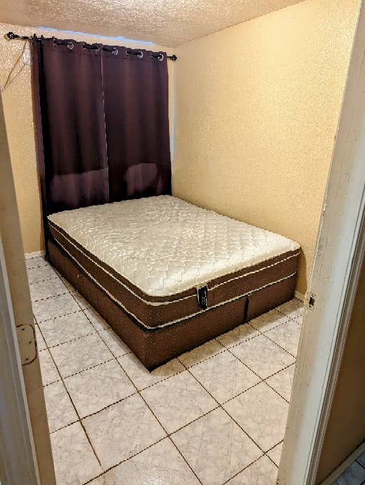 Room for rent in Tempe. $ weekly