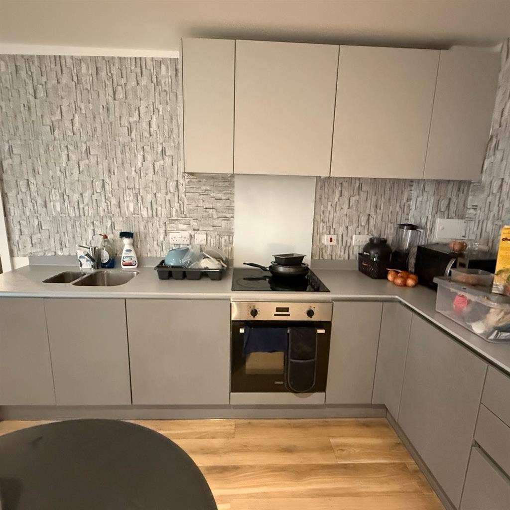 Flatmate needed at S3