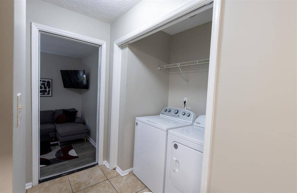 1 BR in Riverdale