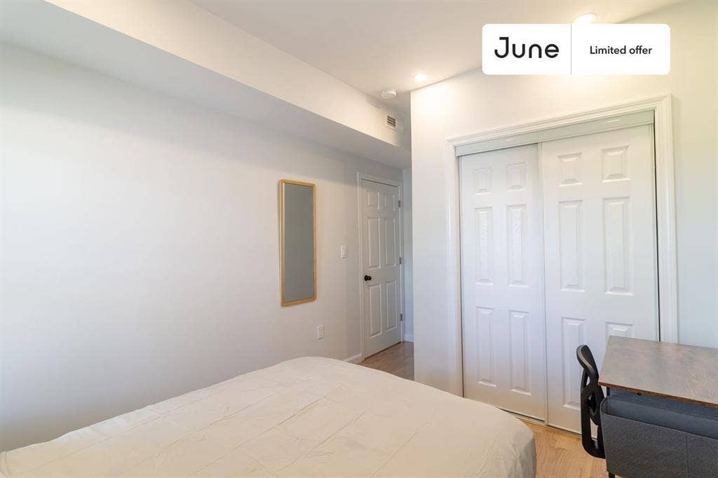 3 BR in Boston