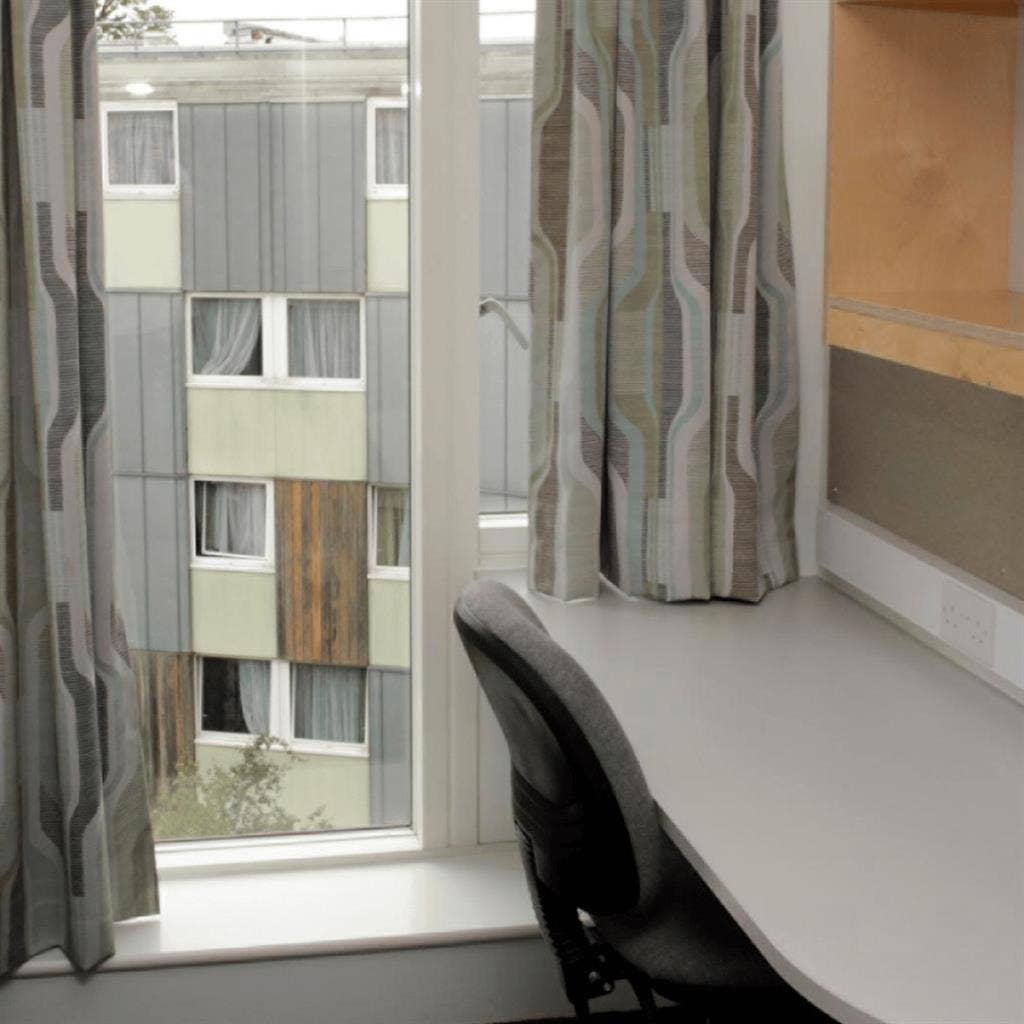 STUDENT ACCOMMODATION ROEHAMPTON