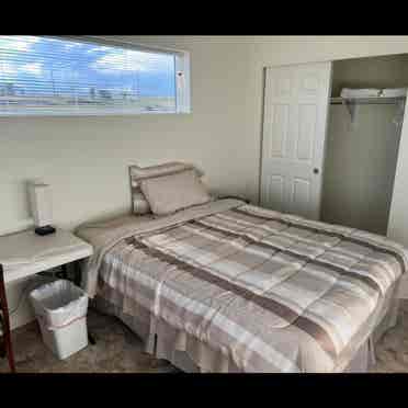 One room available for Dec 1st!