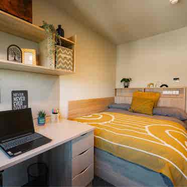 Student en-suite in NGNE