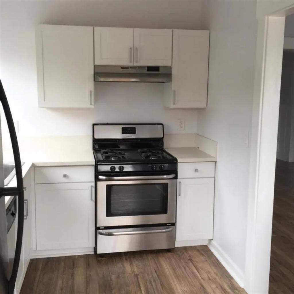 Looking for an easy going roommate