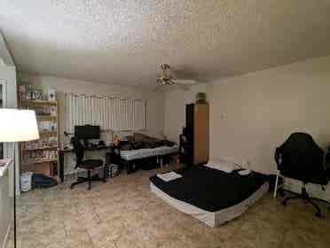 Shared Master Bedroom near UCR