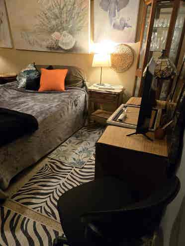 Furnished room, all inclusive
