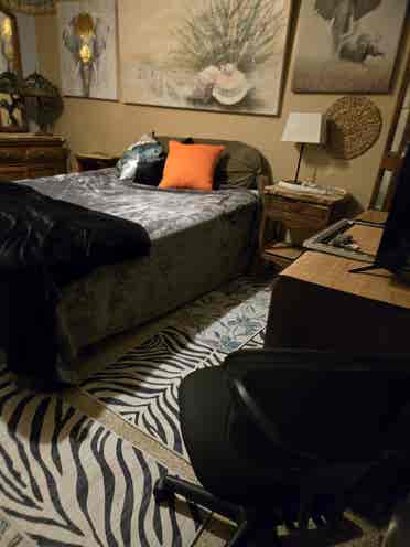 Furnished room, all inclusive