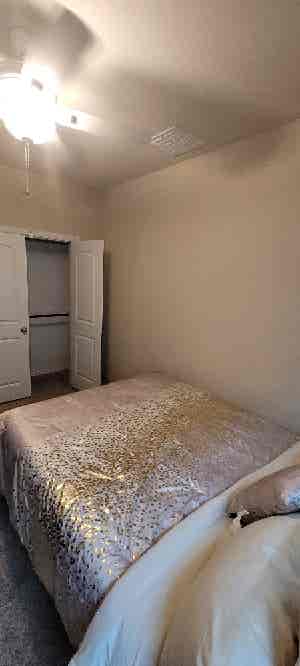 Room available for rent in Denton