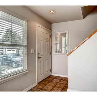 Master bedroom in quiet area