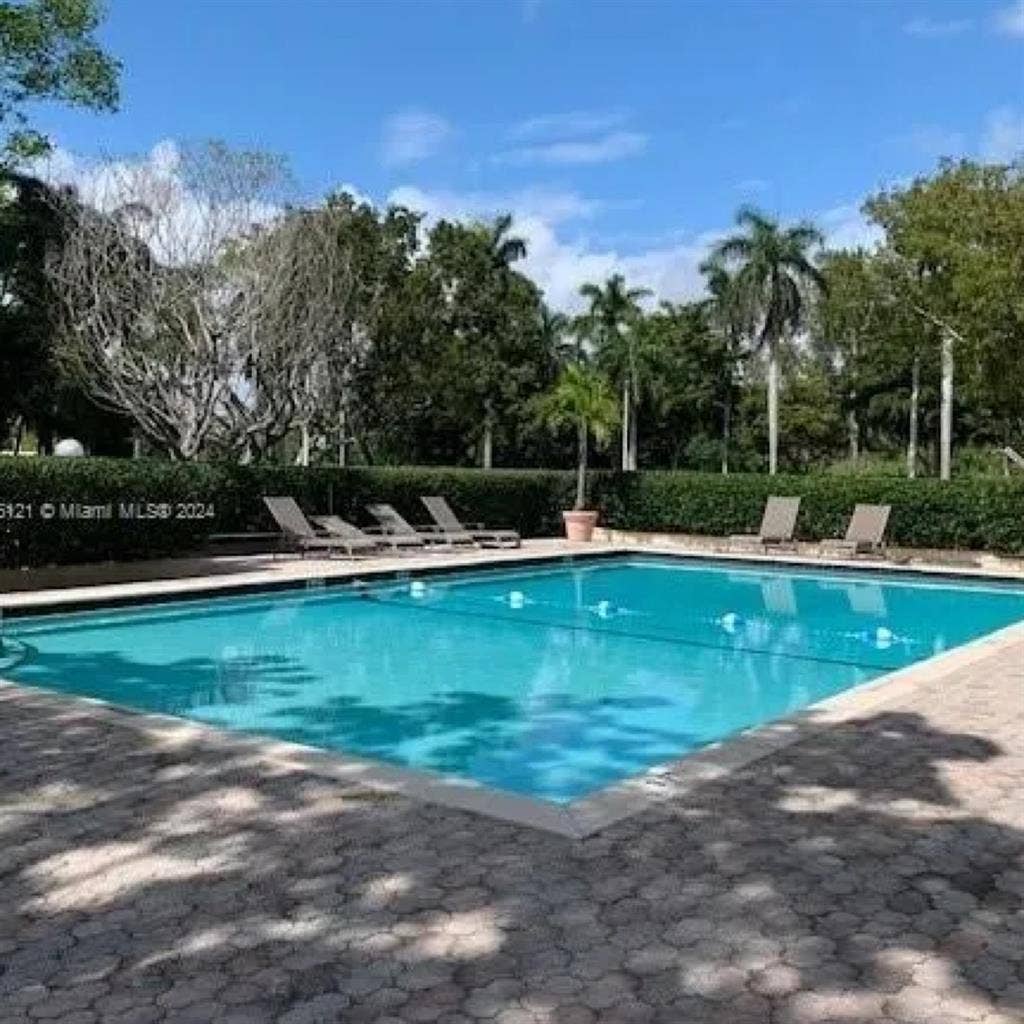 2BR shared condo in North Miami