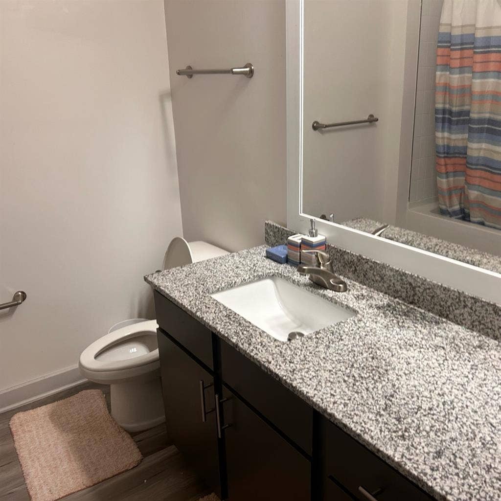 Room & private bathroom for rent