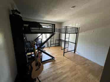 🌟 Room Available Near UC Berkeley