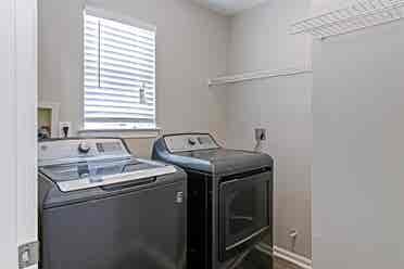 Private Room Rental in Lithonia GA