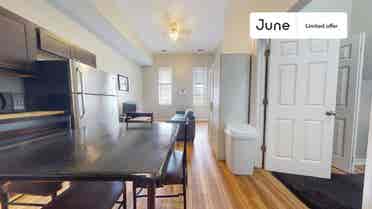 4 BR in Chicago