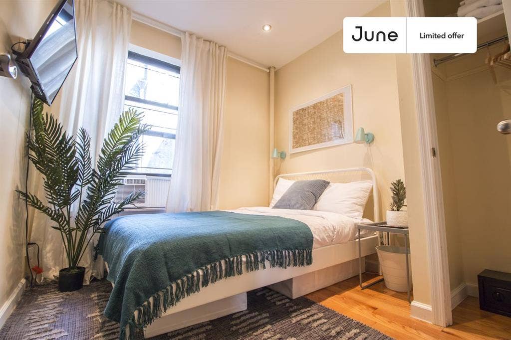 4 BR in New York City