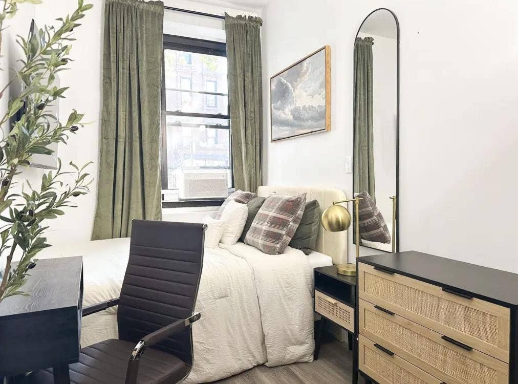 Furnished Room in Fort Greene