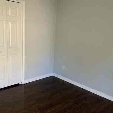 Room for rent in nice
 house