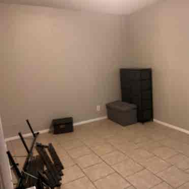 Room for rent in Eagledale