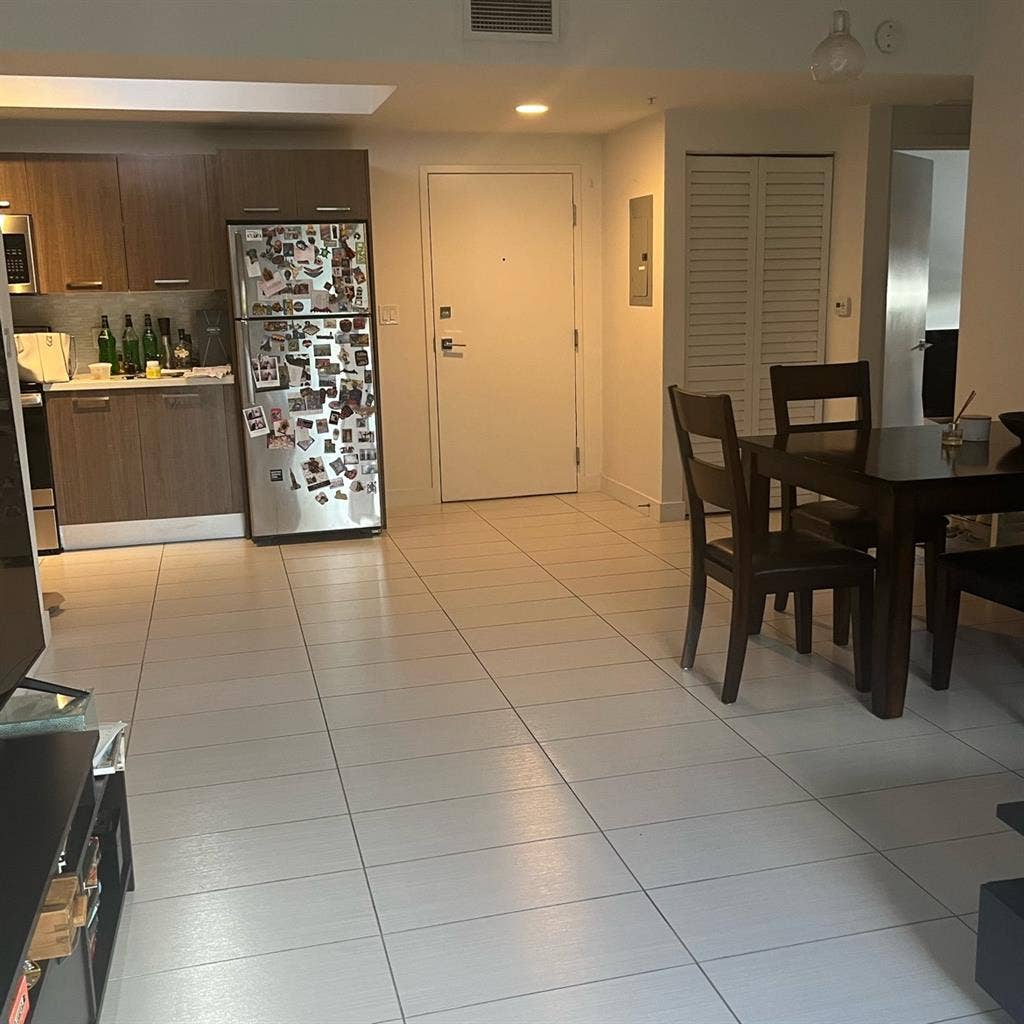 Room for rent in Little Havana