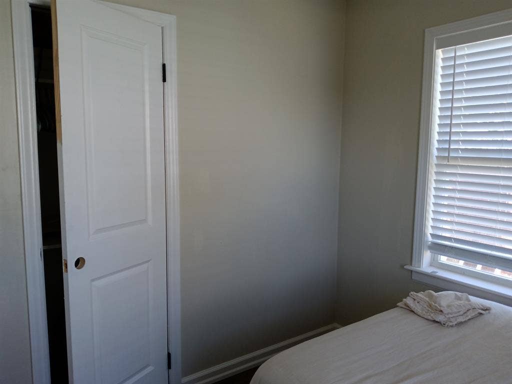 Female Tenant 1 Bedroom for Rent