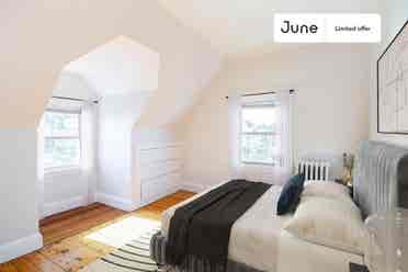 7 BR in Boston