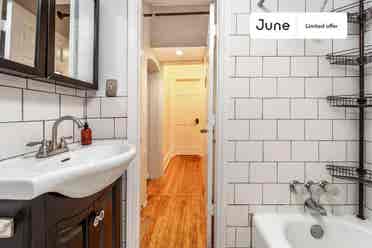 2 BR in Washington DC