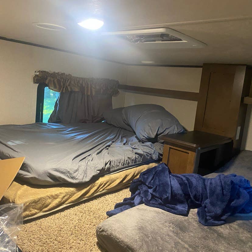 RV/TINY HOME LOFT FOR RENT