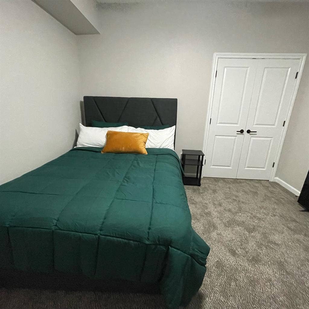 New Construction roommate wanted