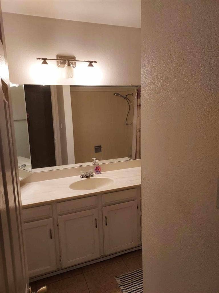 Room, private bathroom, 