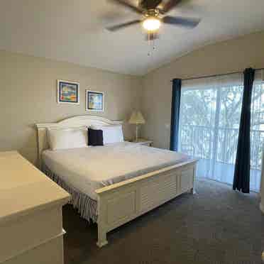 KISSIMMEE-
Big Space Master Bedroom