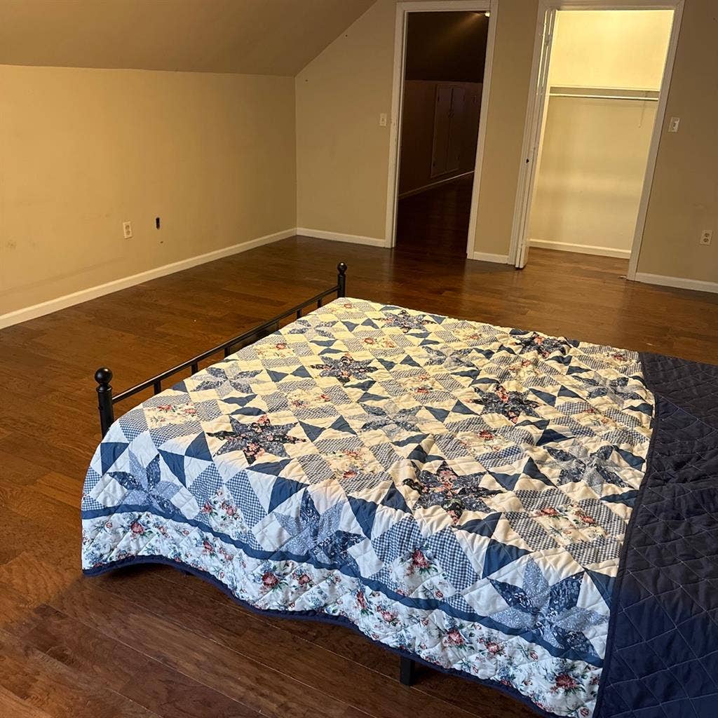 Spacious Room for Rent