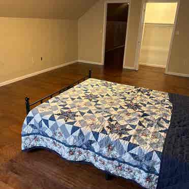 Spacious Room for Rent