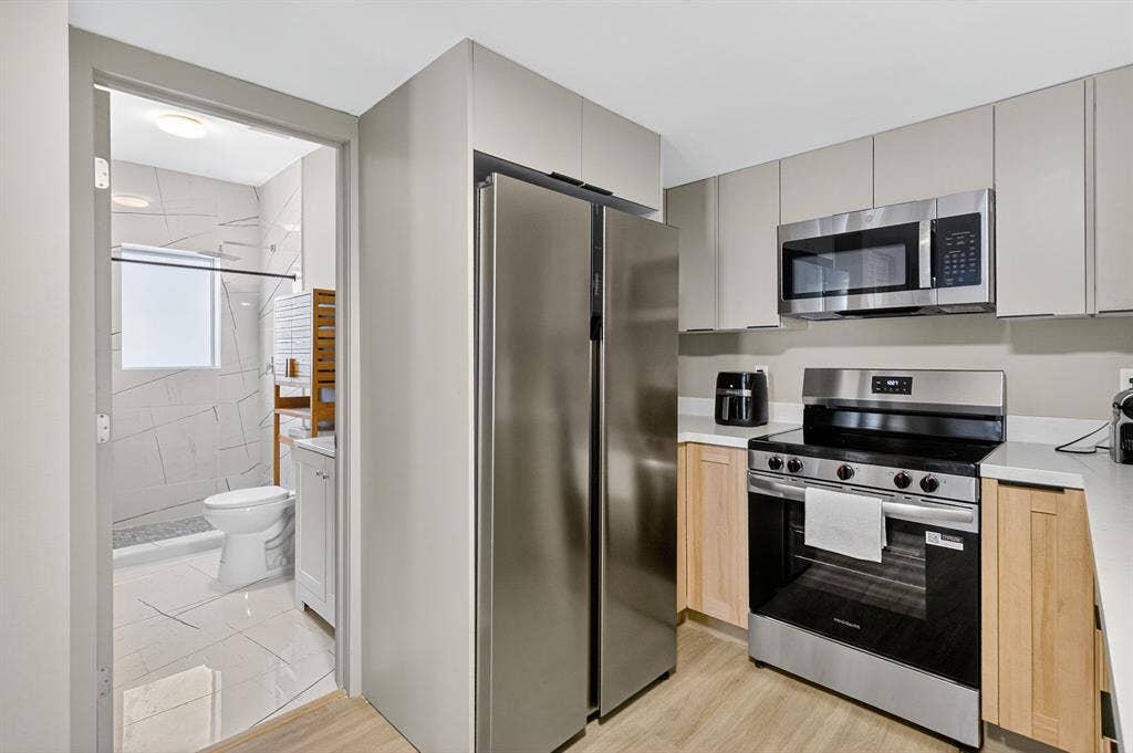 Room for Rent in Co-Living Home