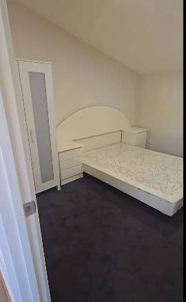 1 room in a brand new granny flat