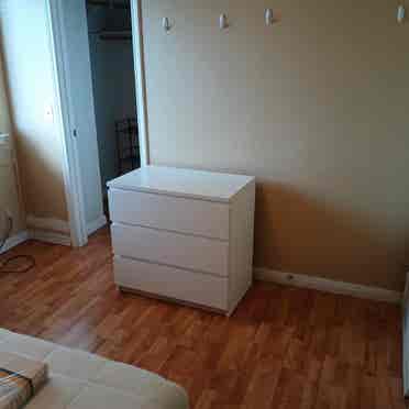 $635 furnished room for rentt