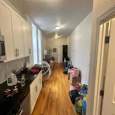 East Harlem Apt seeking 1 roommates