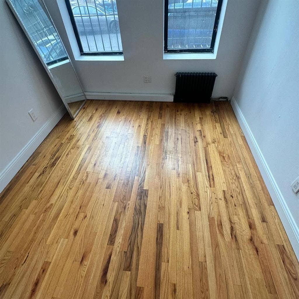 East Harlem Apt seeking 1 roommates