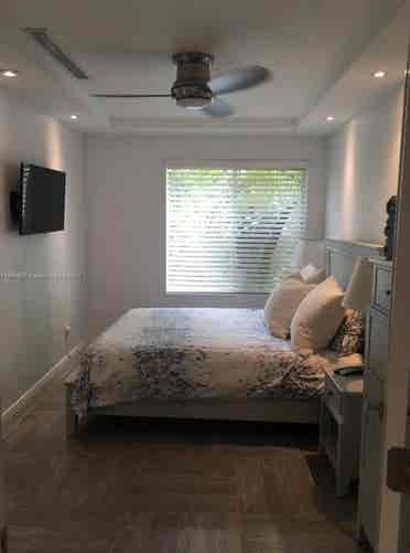 For Rent in Miami Beach b