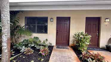 Beautiful 2-story townhome FortLaud