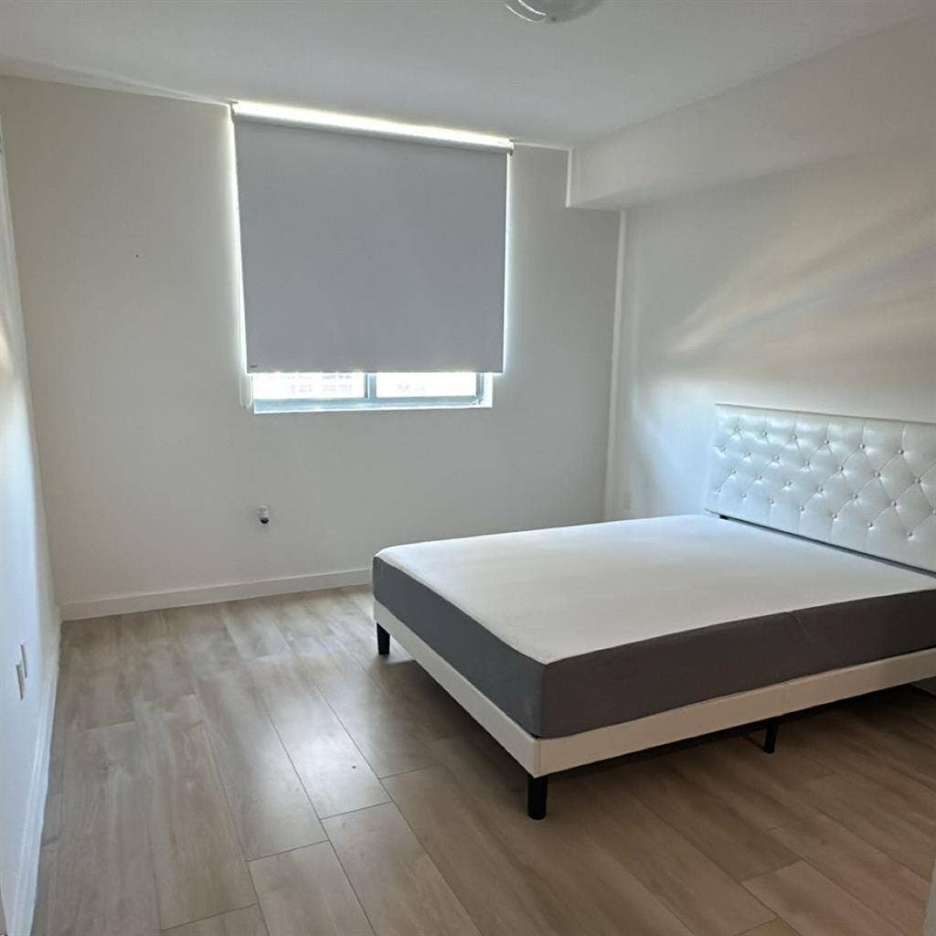 Spacious furnished room