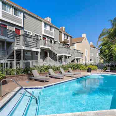 Huntington Beach Townhouses.