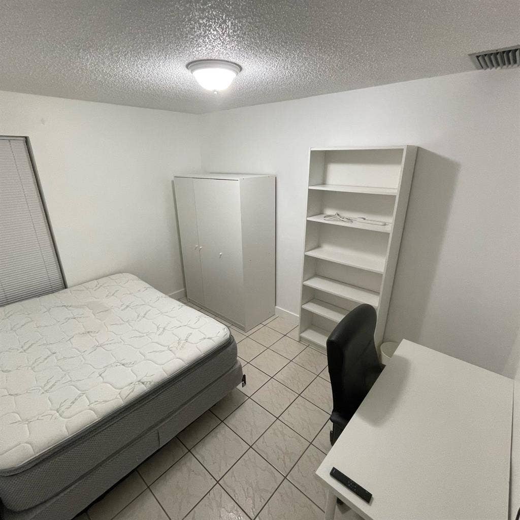 Furnished Room near Coral Gables