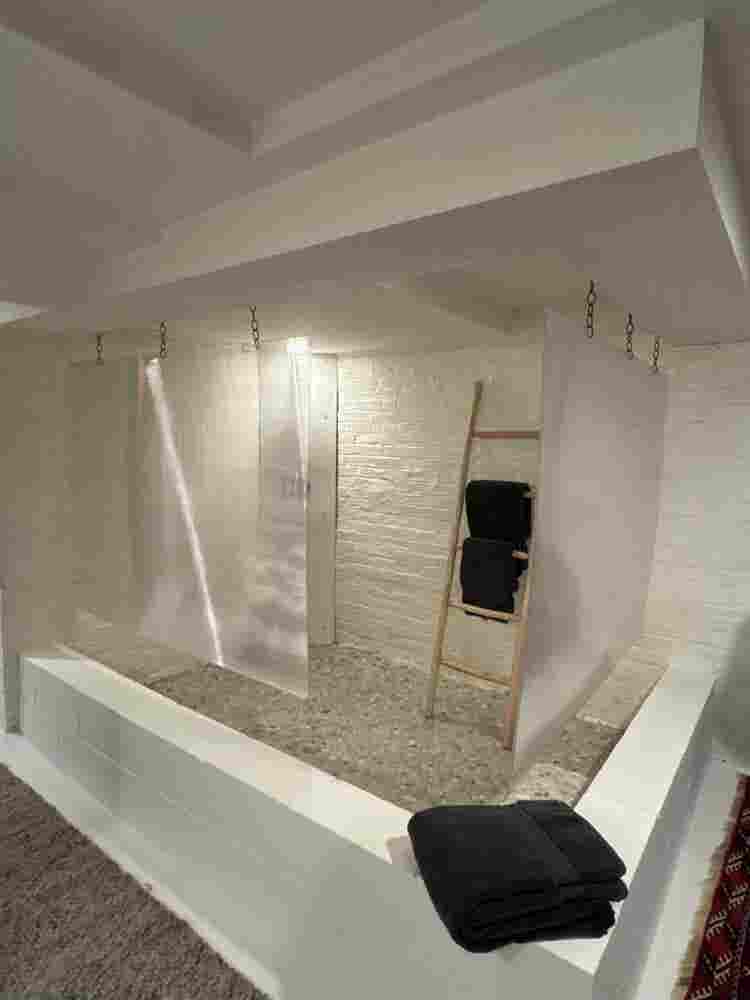 THE STUDIO HOTEL