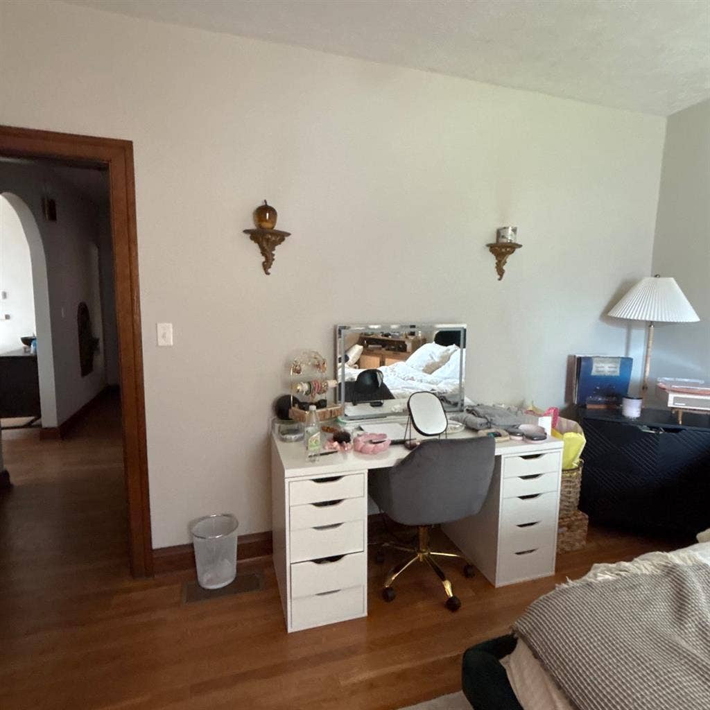 Room for rent near uofl