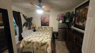 Very nice room for FEMALE ONLY