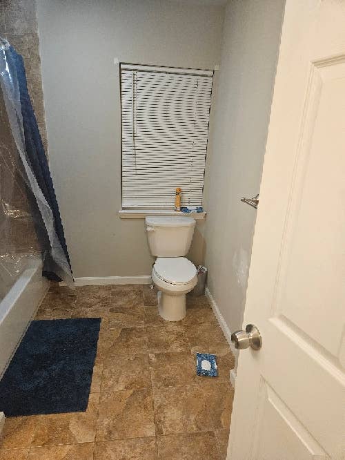 Large room for rent on second floor