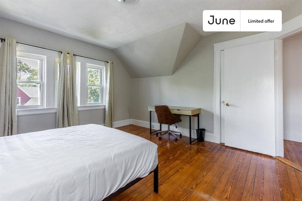 9 BR in Boston