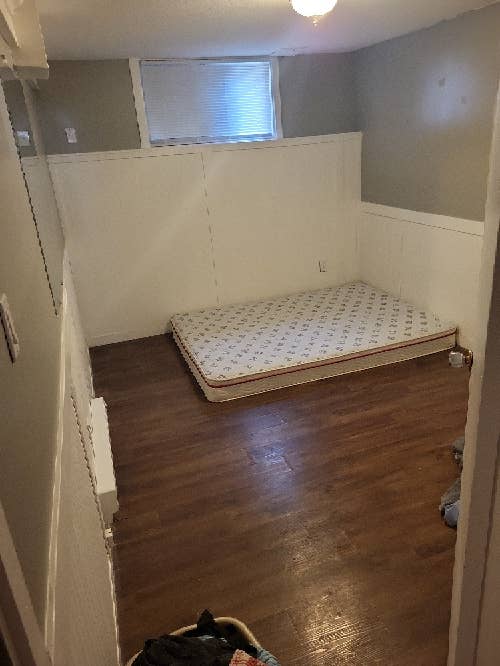 Bedroom for rent on NS